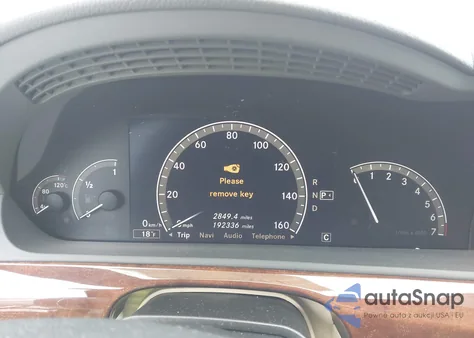 2007 Mercedes-Benz S 550 4Matic z USA, uszkodzony, nr VIN WDDNG86XX7A097769